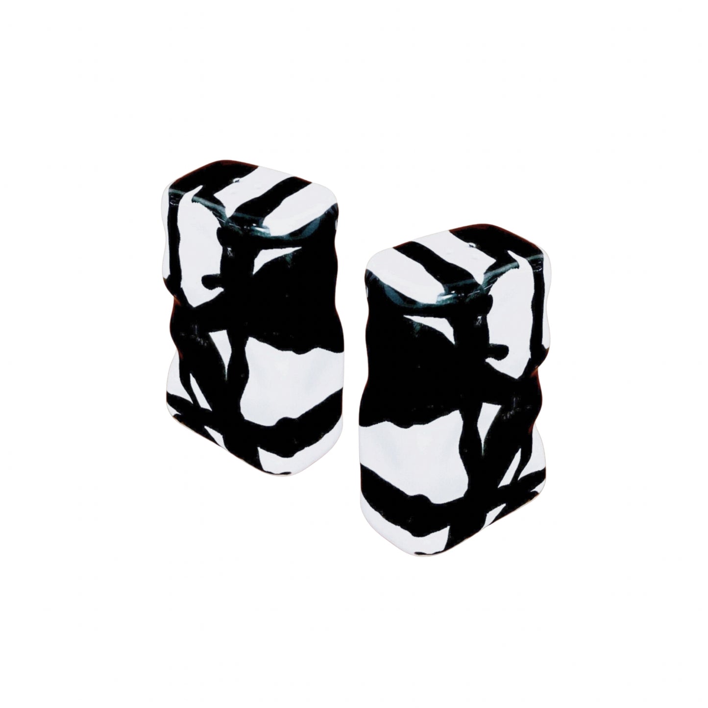 Salt & Pepper Shakers